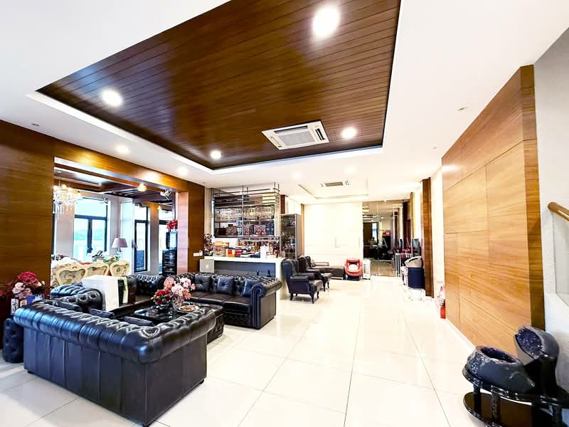 Rumah Banglo untuk Dijual di Taman Sains Selangor (Kota Damansara) - Vincent Liaw - Living Room - PropertyGuru.com.my