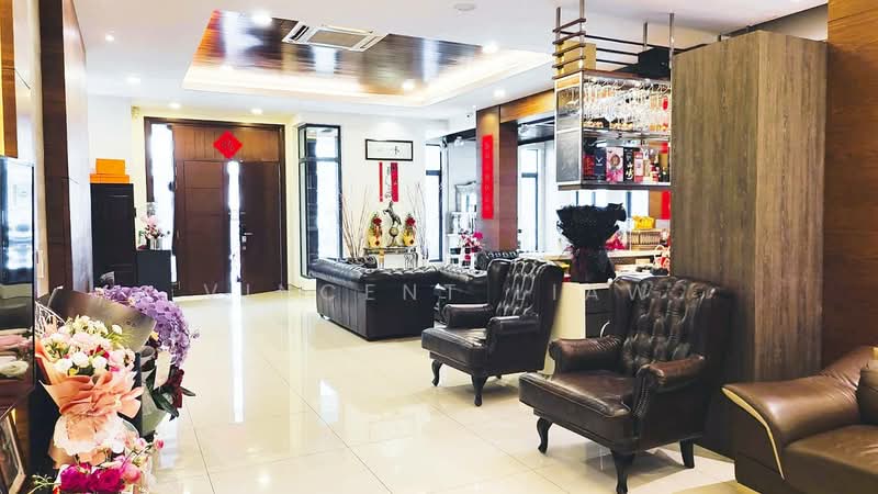 Rumah Banglo untuk Dijual di Taman Sains Selangor (Kota Damansara) - Vincent Liaw - Living Room - PropertyGuru.com.my