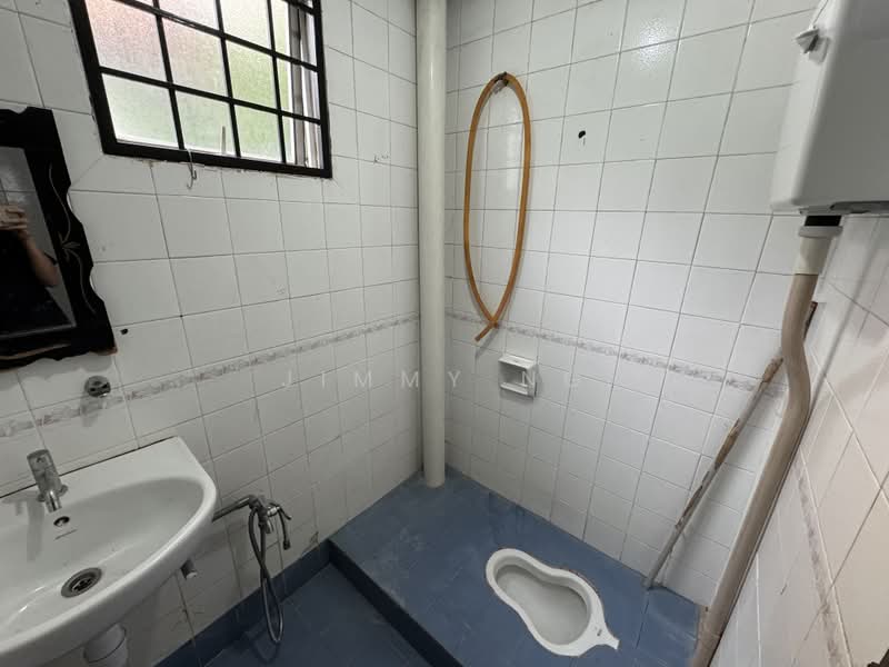 2-storey Terraced House for Sale in Bandar Damai Perdana (Cheras) - Jimmy Ng - Bathroom - PropertyGuru.com.my