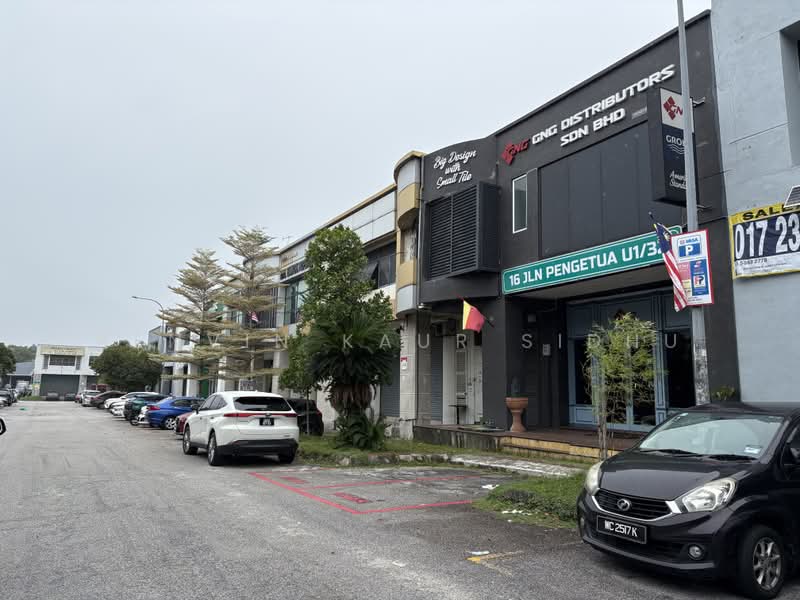 Terrace Factory for Sale in Hicom - Glenmarie Industrial Park (Shah Alam) - Renvin KAUR SIDHU - Exterior - PropertyGuru.com.my