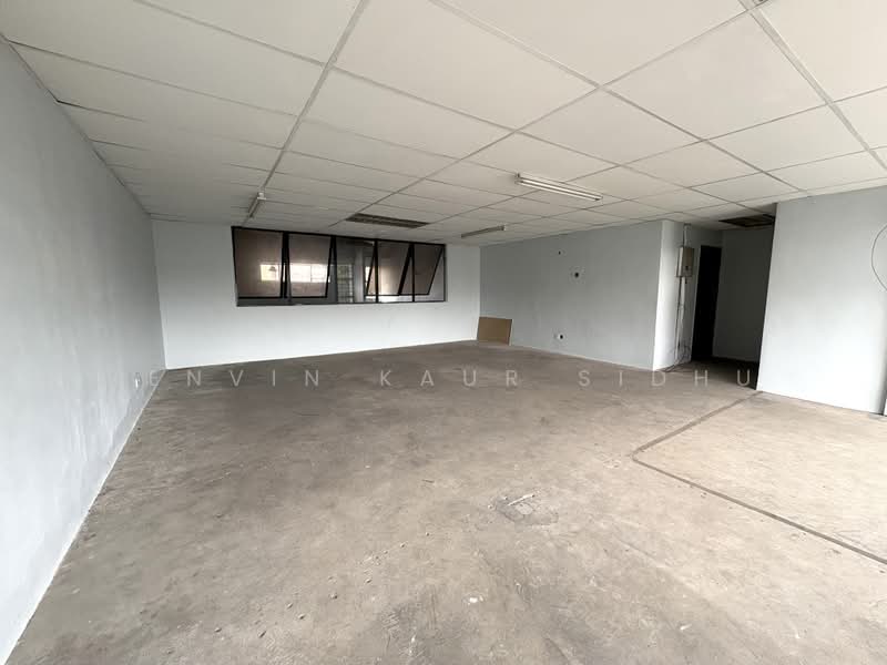 Terrace Factory for Sale in Hicom - Glenmarie Industrial Park (Shah Alam) - Renvin KAUR SIDHU - Interior - PropertyGuru.com.my