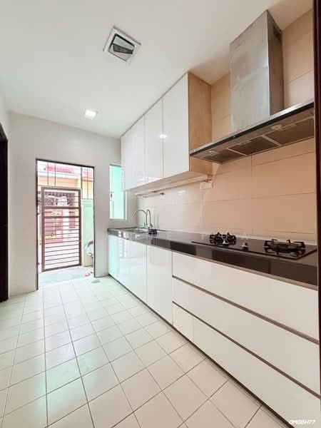 2-storey Terraced House for Sale in Bandar Botanic (Klang) - Joanne Pua - Kitchen - PropertyGuru.com.my