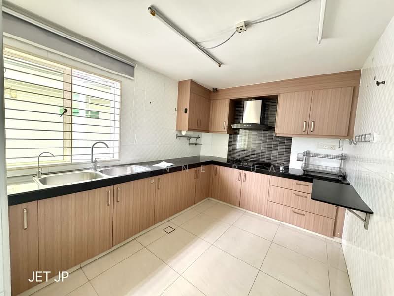 2-storey Terraced House for Sale in Bandar Botanic (Klang) - Joanne Pua - Kitchen - PropertyGuru.com.my