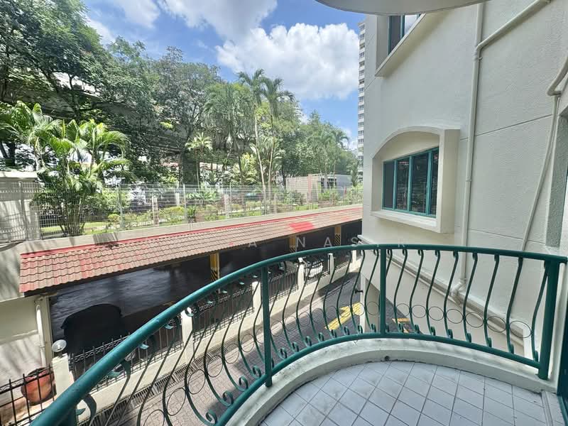 Kondominium untuk Dijual di Wickham Manor - Nadia Nasir - Balcony - PropertyGuru.com.my