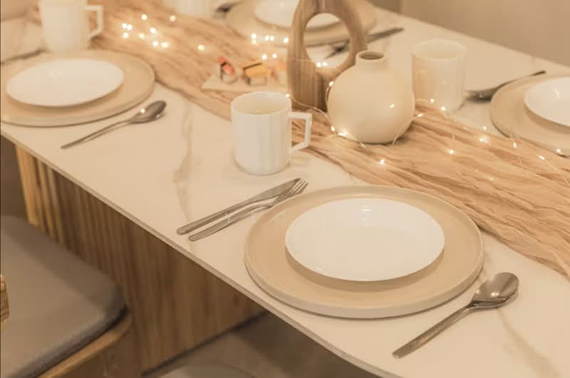 Service Residence for Rent at Agile Bukit Bintang - Yeo . - Dining Room - PropertyGuru.com.my