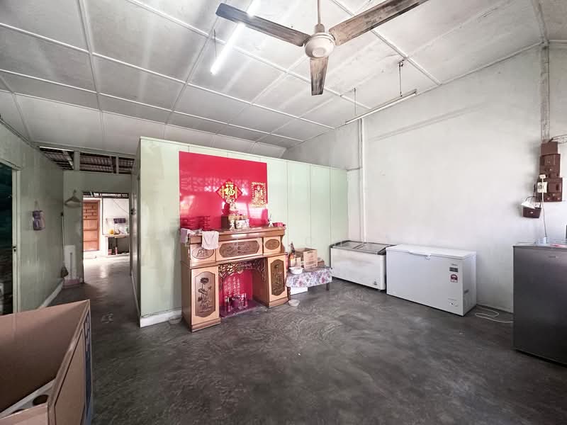 Rumah Teres 1 Tingkat untuk Dijual di Kampar (Perak) - Kevin Chai - Living Area - PropertyGuru.com.my