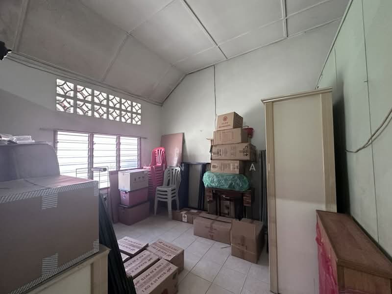 Rumah Teres 1 Tingkat untuk Dijual di Kampar (Perak) - Kevin Chai - Bedroom - PropertyGuru.com.my