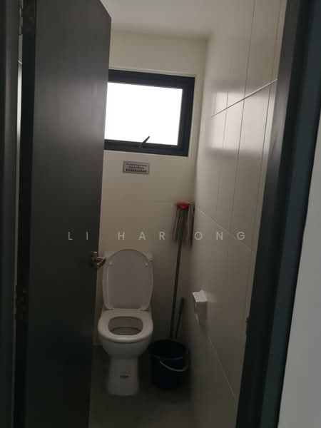 Shop / Office for Rent in Bukit Jalil (Kuala Lumpur) - Li Har Ong - Bathroom - PropertyGuru.com.my