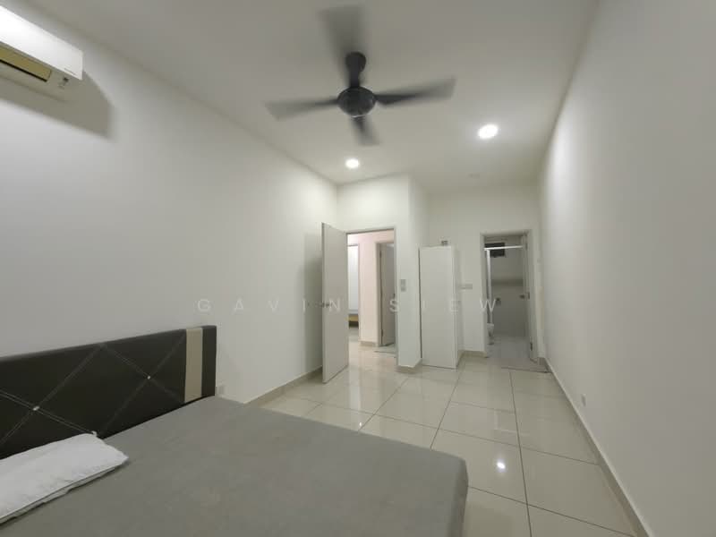 Servis Apartment untuk Disewa di Meridin Bayvue Serviced Apartment - Gavin Siew - Bedroom - PropertyGuru.com.my