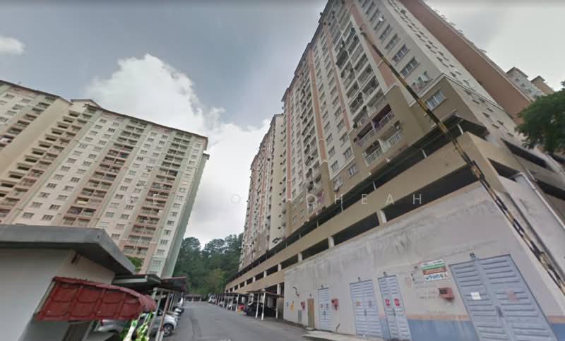 Apartment for Sale at Lakeview Apartments - Hector Cheah - Exterior - PropertyGuru.com.my