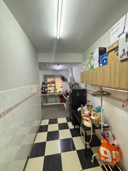 2-storey Terraced House for Sale in Taman Kepong Indah (Kepong) - Ken Lai - Kitchen - PropertyGuru.com.my