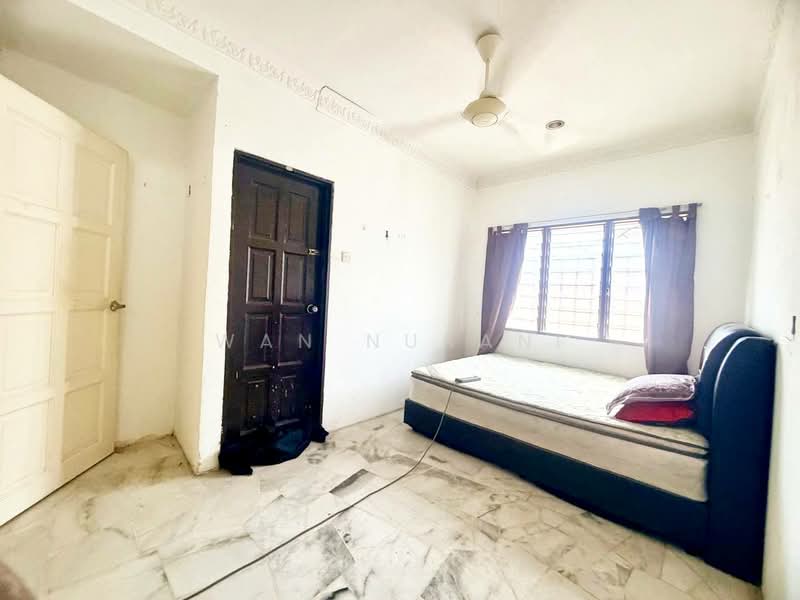 2-storey Terraced House for Sale in Taman Rakan (Kajang) - Wan Nurani - PropertyGuru.com.my