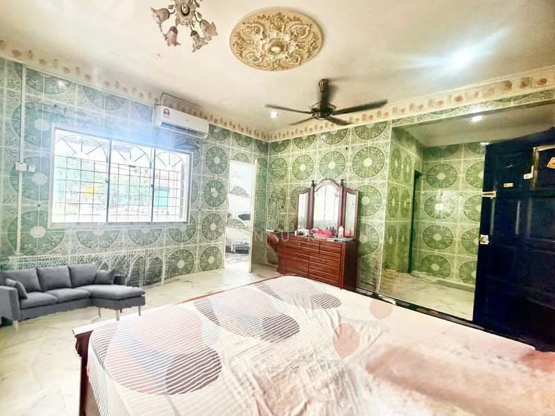 2-storey Terraced House for Sale in Taman Rakan (Kajang) - Wan Nurani - PropertyGuru.com.my