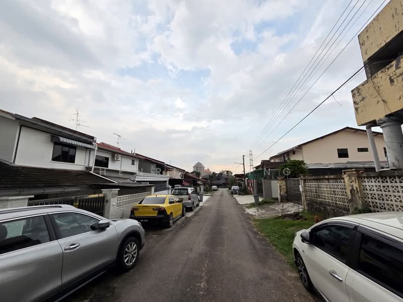 Rumah Teres 2 Tingkat untuk Dijual di Johor Bahru (Johor) - Henric Chng - Exterior - PropertyGuru.com.my