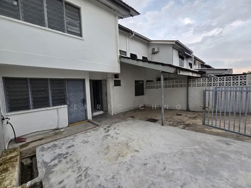 Rumah Teres 2 Tingkat untuk Dijual di Johor Bahru (Johor) - Henric Chng - Exterior - PropertyGuru.com.my