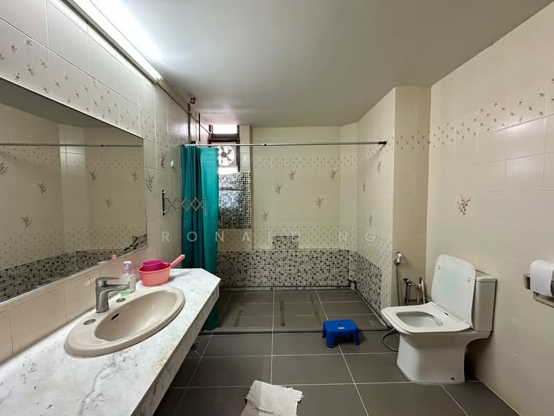 Semi-Detached House for Sale in George Town (Penang) - Ronald Ng - Bathroom - PropertyGuru.com.my