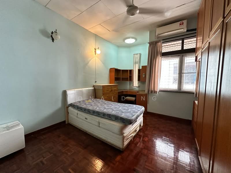 Semi-Detached House for Sale in George Town (Penang) - Ronald Ng - Bedroom - PropertyGuru.com.my