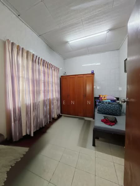 Rumah Teres 2 Tingkat untuk Dijual di Taman Impian Emas (Skudai) - Jayden Neo - Bedroom - PropertyGuru.com.my