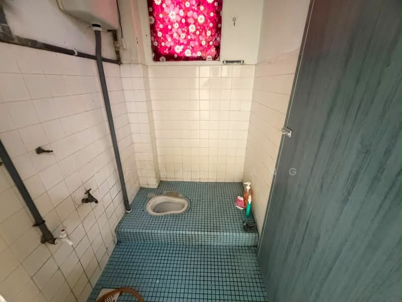 Rumah Teres 1 Tingkat untuk Dijual di Taman Bersatu (Rawang) - Tiffany Yang - Bathroom - PropertyGuru.com.my