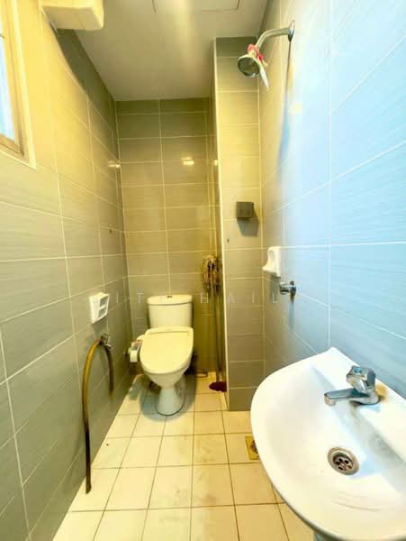 Kondominium untuk Disewa di Puteri Palma Condominiums - Siti Haila - Bathroom - PropertyGuru.com.my