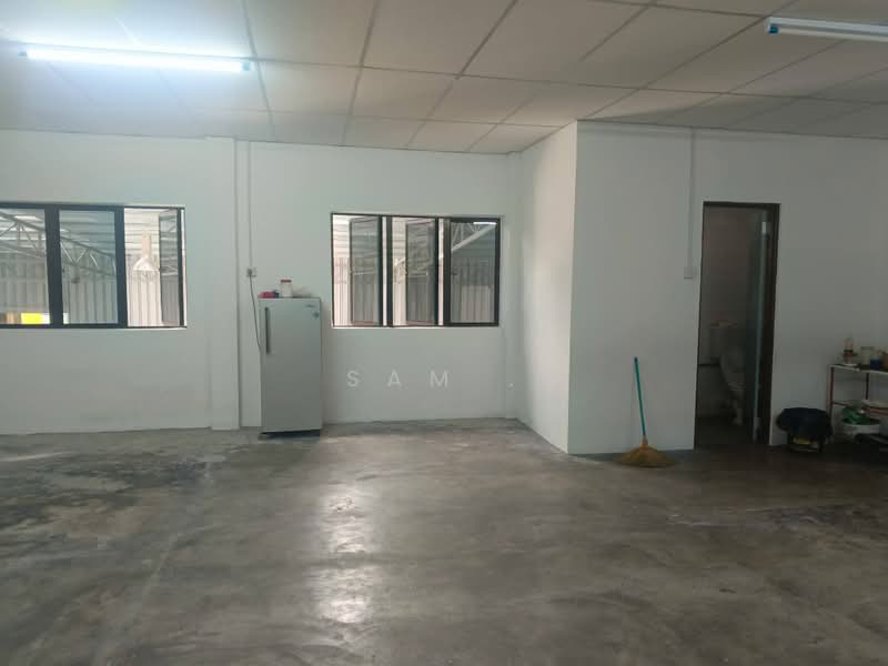 Kilang untuk Disewa di Kawasan Perindustrian Sri Rapat (Ipoh) - Sam . - Interior - PropertyGuru.com.my