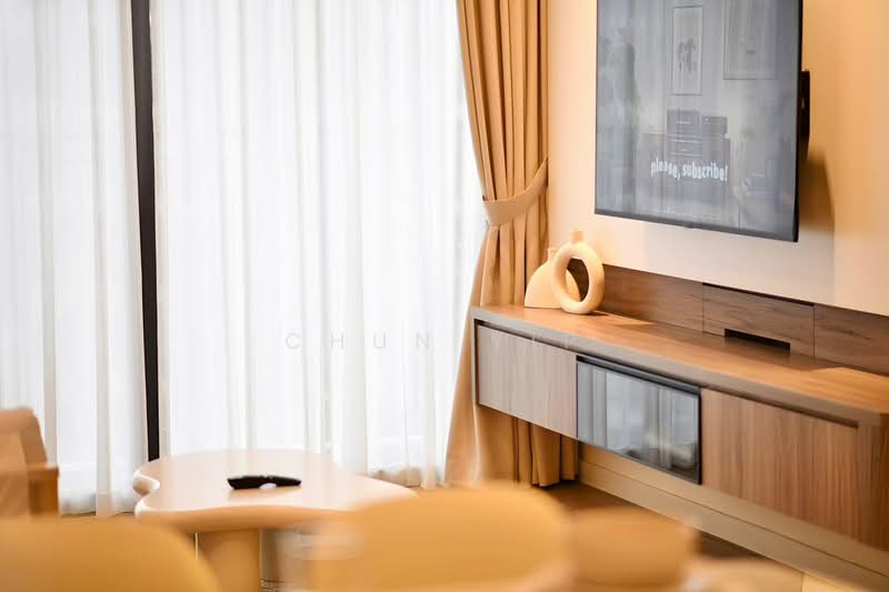 Servis Apartment untuk Disewa di Sunway Velocity TWO - Chun Yip - Living Room - PropertyGuru.com.my