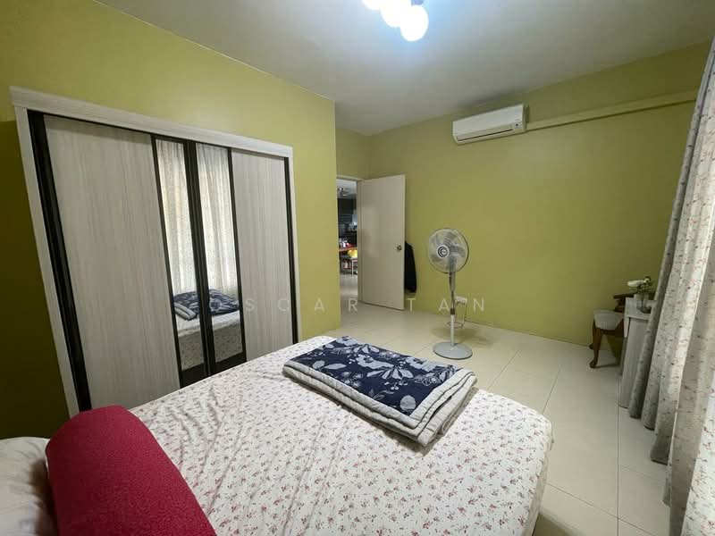 Kondominium untuk Disewa di Platinum Lake PV 12 - Oscar Tan - Bedroom - PropertyGuru.com.my