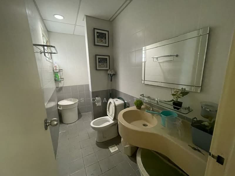 Kondominium untuk Disewa di Platinum Lake PV 12 - Oscar Tan - Bathroom - PropertyGuru.com.my