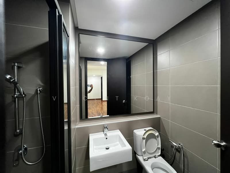 Service Residence for Rent at The Tamarind - Vincent Koay - Bathroom - PropertyGuru.com.my