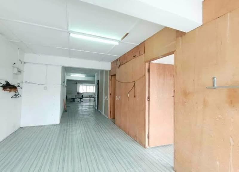 Shop for Sale in Taman Ipoh Timur (Ipoh) - Sam . - Interior - PropertyGuru.com.my