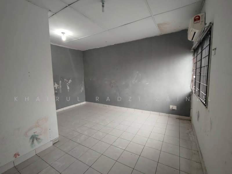 Rumah Teres 2 Tingkat untuk Dijual di Taman Sri Andalas (Klang) - Khairul Radzi Zainal - Interior - PropertyGuru.com.my