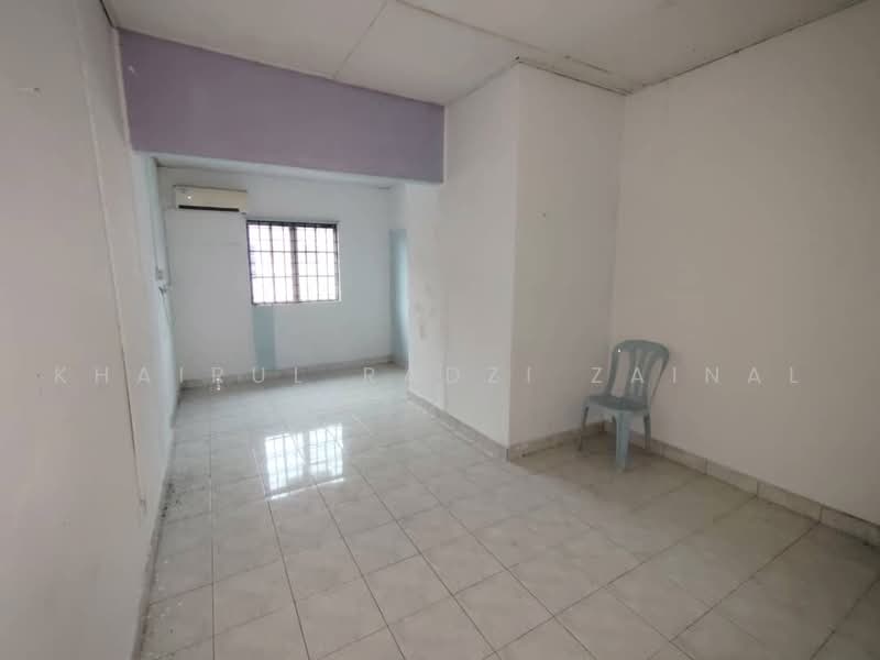 Rumah Teres 2 Tingkat untuk Dijual di Taman Sri Andalas (Klang) - Khairul Radzi Zainal - Interior - PropertyGuru.com.my