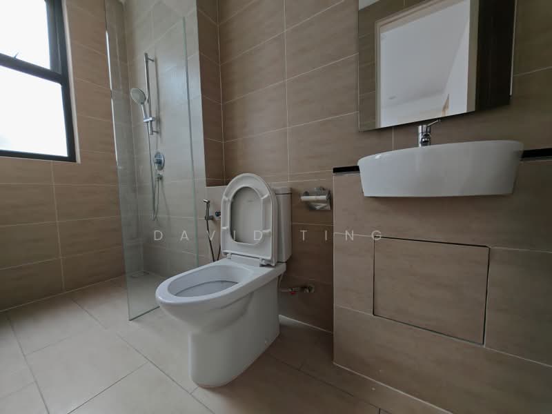 3-storey Terraced House for Sale in Lake Fields (Sungai Besi) - David Ting - Bathroom - PropertyGuru.com.my