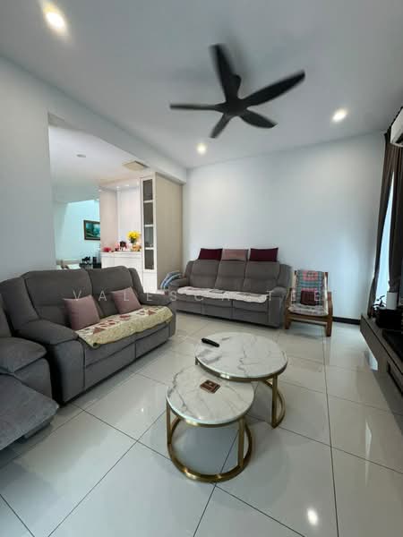 Semi-Detached House for Rent in Setia Eco Park (Setia Alam) - Valesca Tee - Living Room - PropertyGuru.com.my
