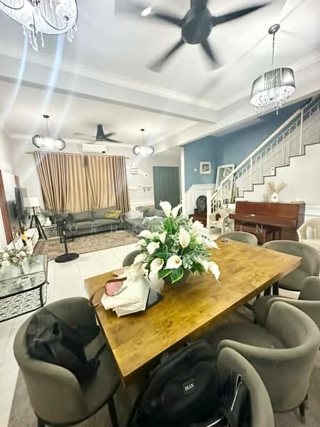Semi-Detached House for Sale in Kemuning Utama (Shah Alam) - Norhafiz Bin Mohd Nor - Living Room - PropertyGuru.com.my