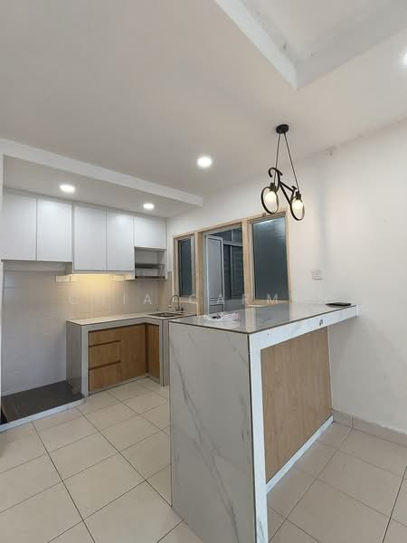 Apartment for Sale at De Bayu Apartment - Chia Carmen - PropertyGuru.com.my