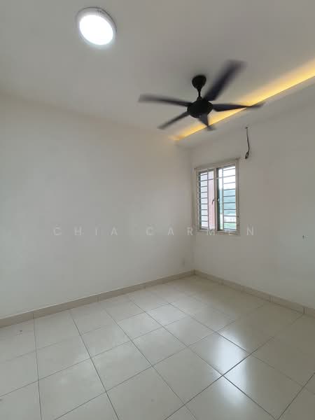 Apartment for Sale at De Bayu Apartment - Chia Carmen - PropertyGuru.com.my