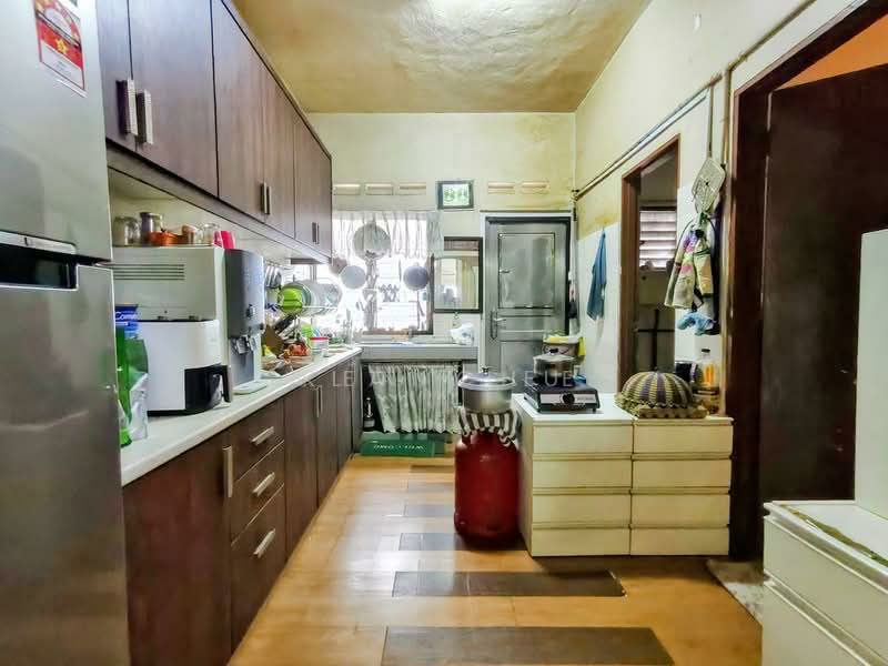 Rumah Teres untuk Dijual di Ampang Jaya (Ampang) - Alan Lee - Kitchen - PropertyGuru.com.my