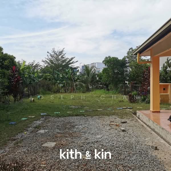 Rumah Teres 2 Tingkat untuk Dijual di Taman Desa Alam (Shah Alam) - Joseph Chan - Garden - PropertyGuru.com.my
