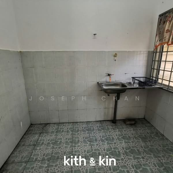 Rumah Teres 2 Tingkat untuk Dijual di Taman Desa Alam (Shah Alam) - Joseph Chan - Kitchen - PropertyGuru.com.my