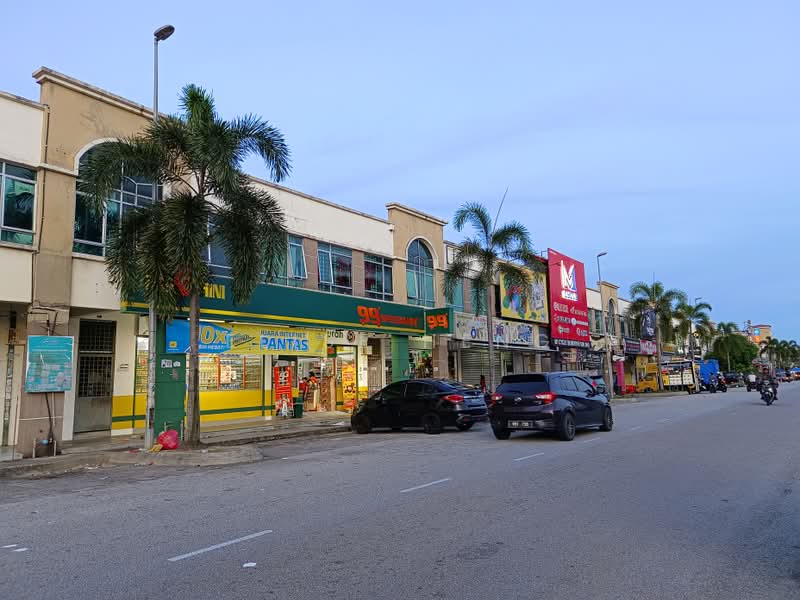 Shop for Rent in Taman Pelangi Semenyih (Semenyih) - Elise Heng - Exterior - PropertyGuru.com.my