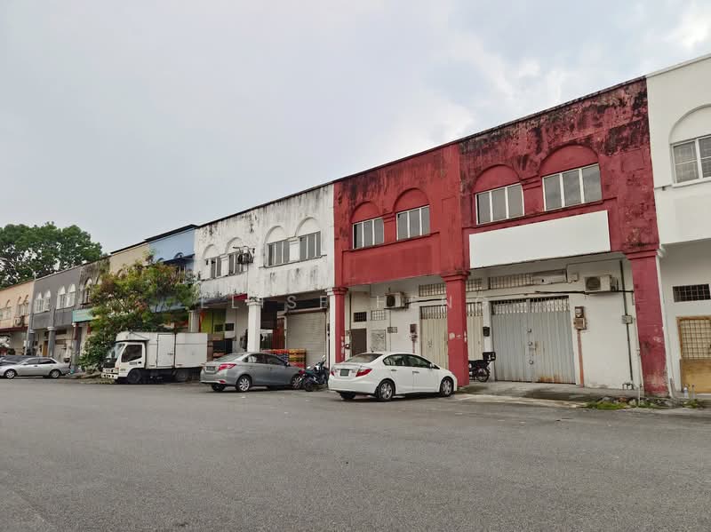 Factory for Rent in Bandar Teknologi Kajang (Kajang) - Elise Heng - Exterior - PropertyGuru.com.my