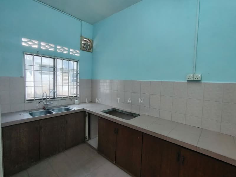 Rumah Teres 2 Tingkat untuk Dijual di Taman Kasawari (Simpang Ampat) - LM Tan - Kitchen - PropertyGuru.com.my