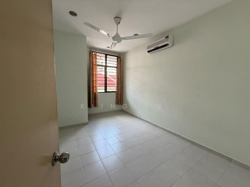 Rumah Teres 2 Tingkat untuk Dijual di Kampung Segambut Tengah (Segambut) - Kiing TW - Interior - PropertyGuru.com.my