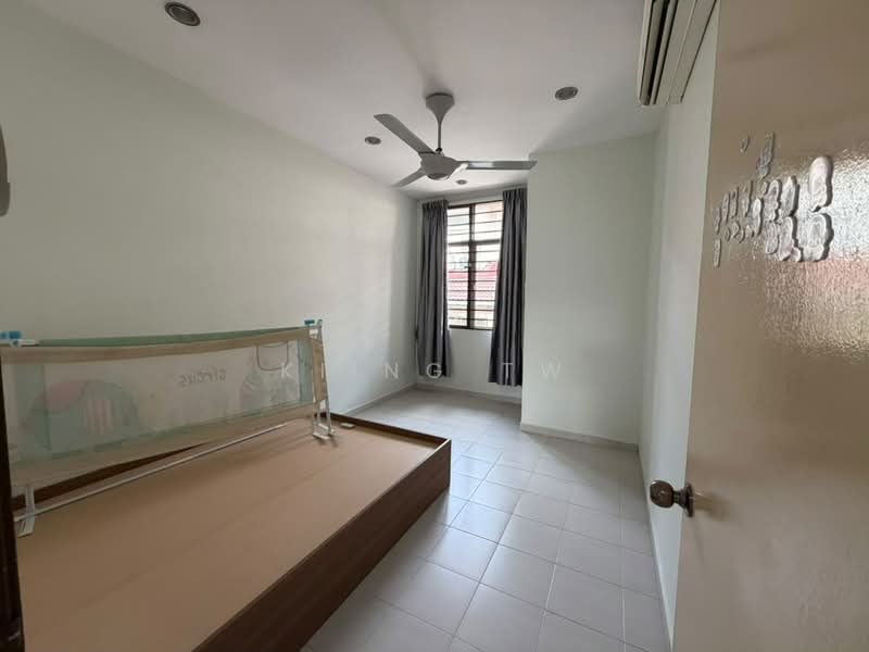 Rumah Teres 2 Tingkat untuk Dijual di Kampung Segambut Tengah (Segambut) - Kiing TW - Bedroom - PropertyGuru.com.my