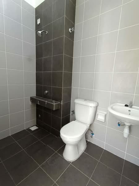 Rumah Teres 2 Tingkat untuk Dijual di Setia Ecohill (Semenyih) - Elise Heng - Bathroom - PropertyGuru.com.my