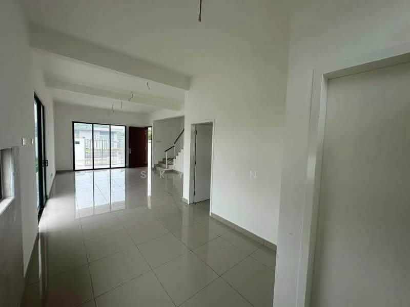 Rumah Teres 2-Tingkat untuk Dijual di Taman Adda Heights (Tebrau) - Sky Tan - Living Room - PropertyGuru.com.my