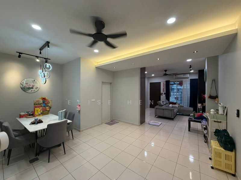 Rumah Teres 2 Tingkat untuk Dijual di Setia Ecohill (Semenyih) - Elise Heng - Living Room - PropertyGuru.com.my