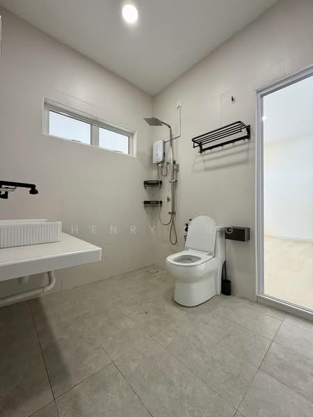 Rumah Banglo untuk Disewa di Taman Abad (Johor Bahru) - Henry Ong - Bathroom - PropertyGuru.com.my