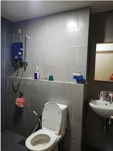 Service Residence for Sale at Flexis @ One South - Edmund Goh - Bathroom - PropertyGuru.com.my